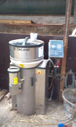 This machine is making the milk for the calfs.